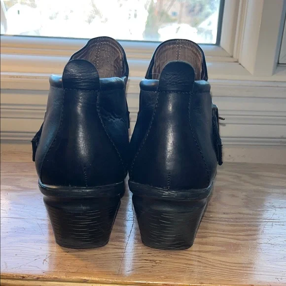 Sanita Black Leather Ankle‎ Booties with Buckle 9 - Picture 3 of 11